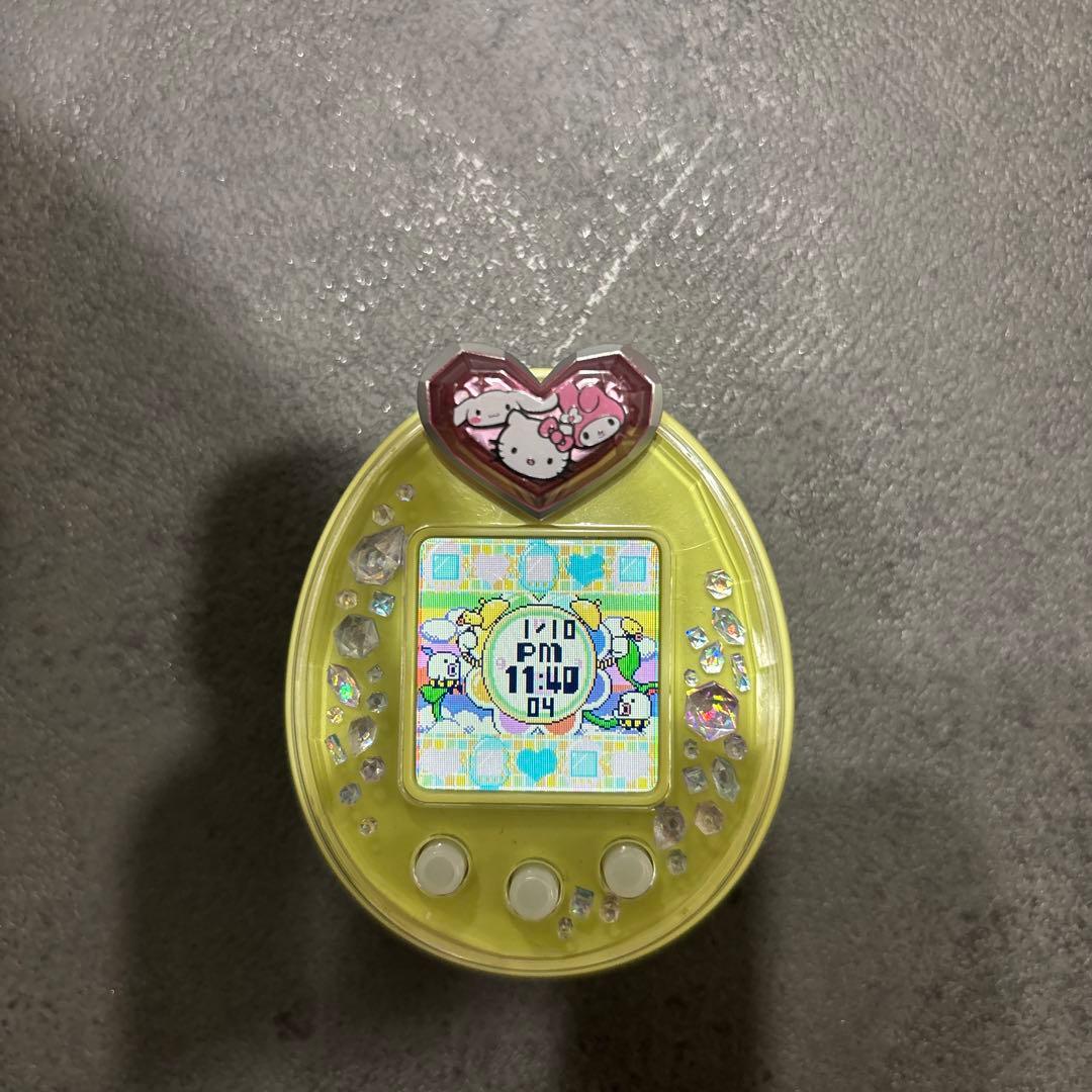 たまごっち　ピース　イエロー　サンリオ　値下げしました