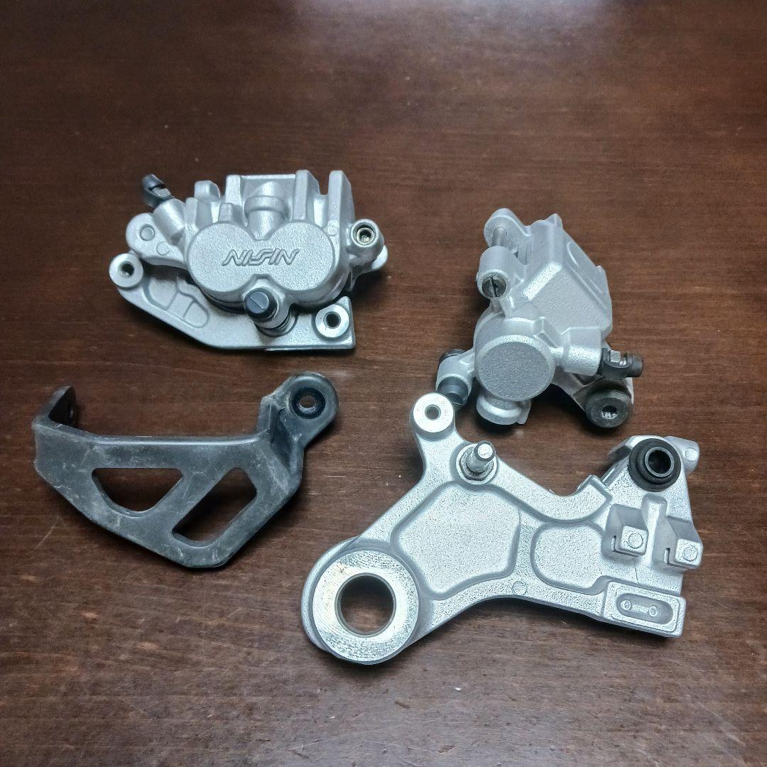 klx250.dトラッカー250ブレーキキャリパー