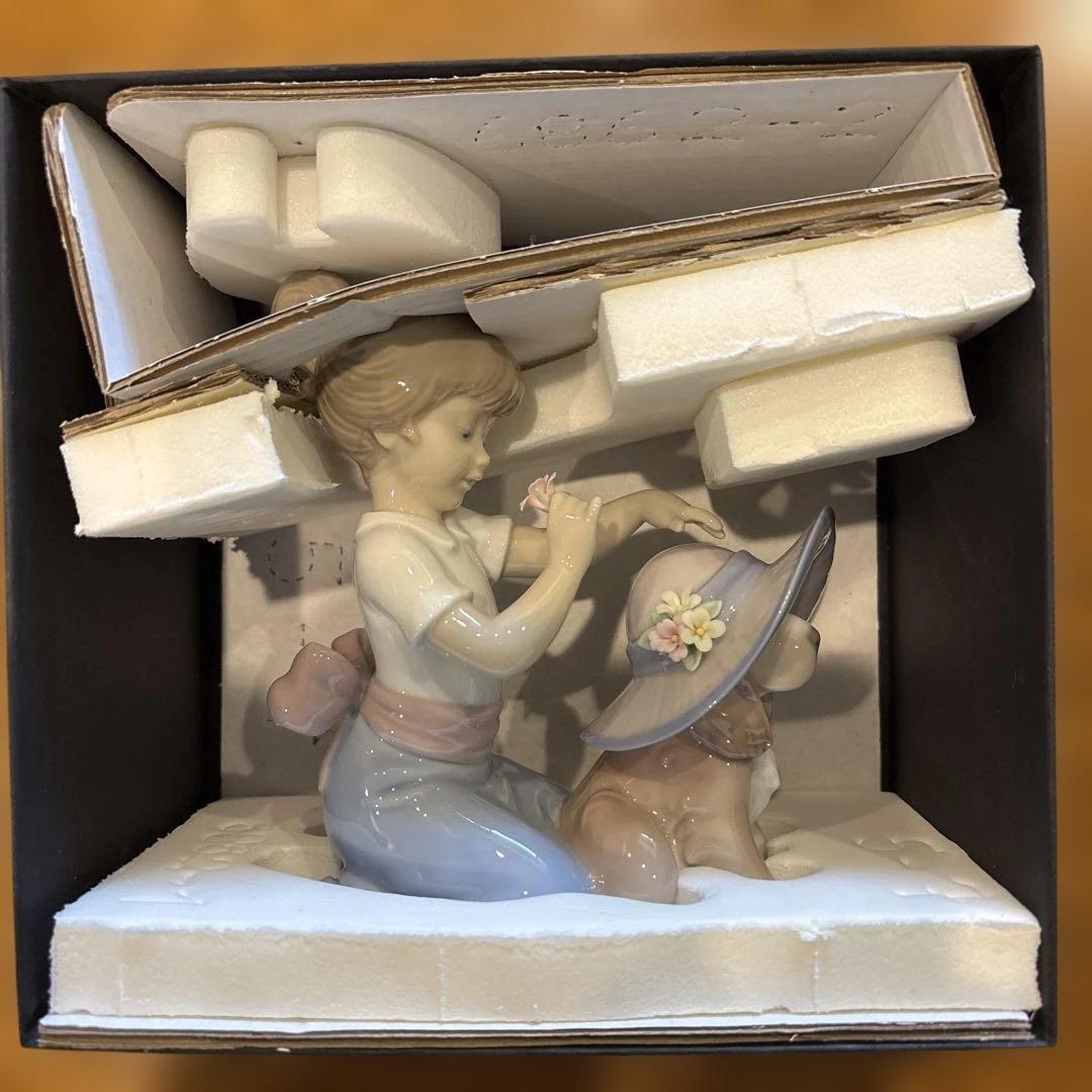 【箱・緩衝材あり・未使用】LLADRO リヤドロ おめかししようね