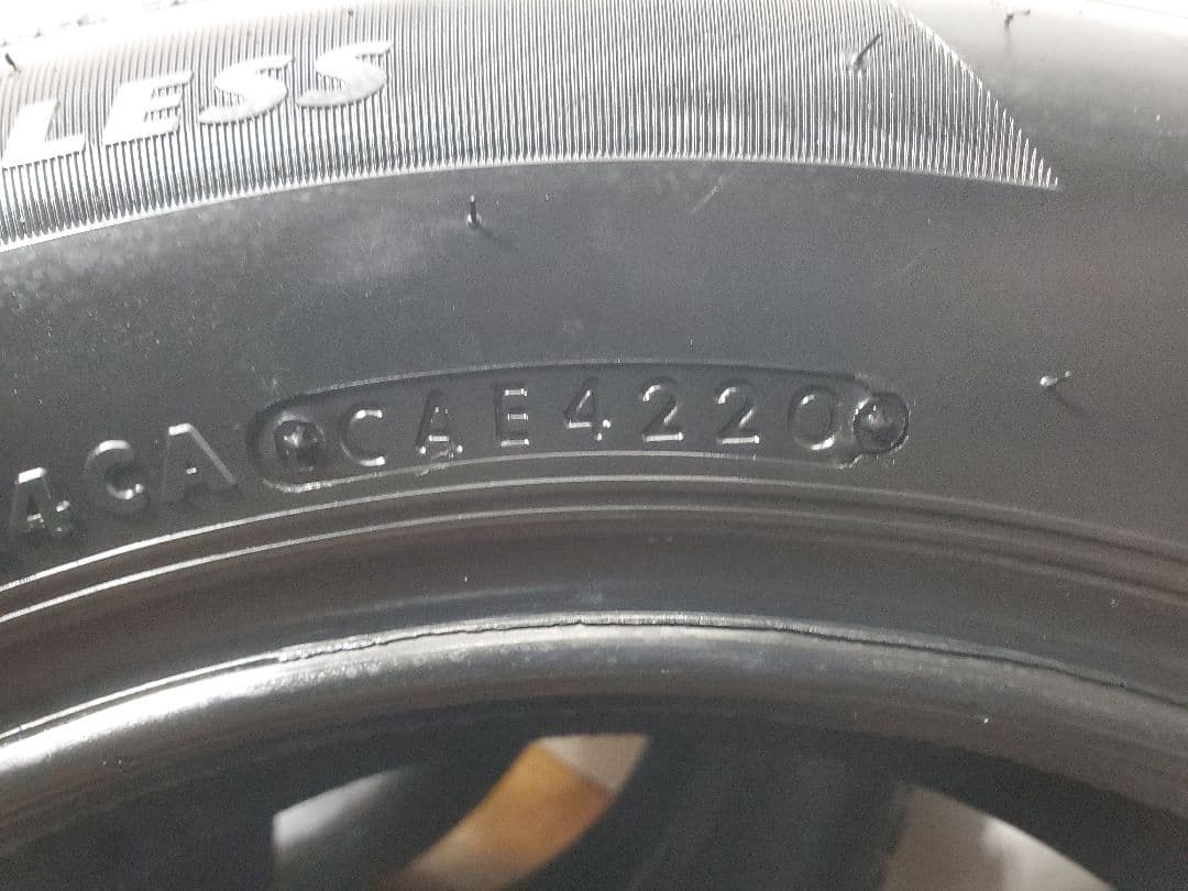 185/60R15 スタッドレス ブリヂストン VRX2