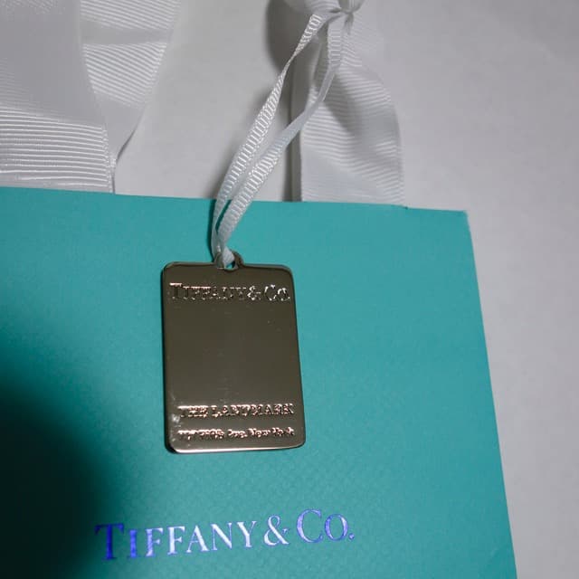 ティファニー（Tiffany）の紙袋・チャーム付き