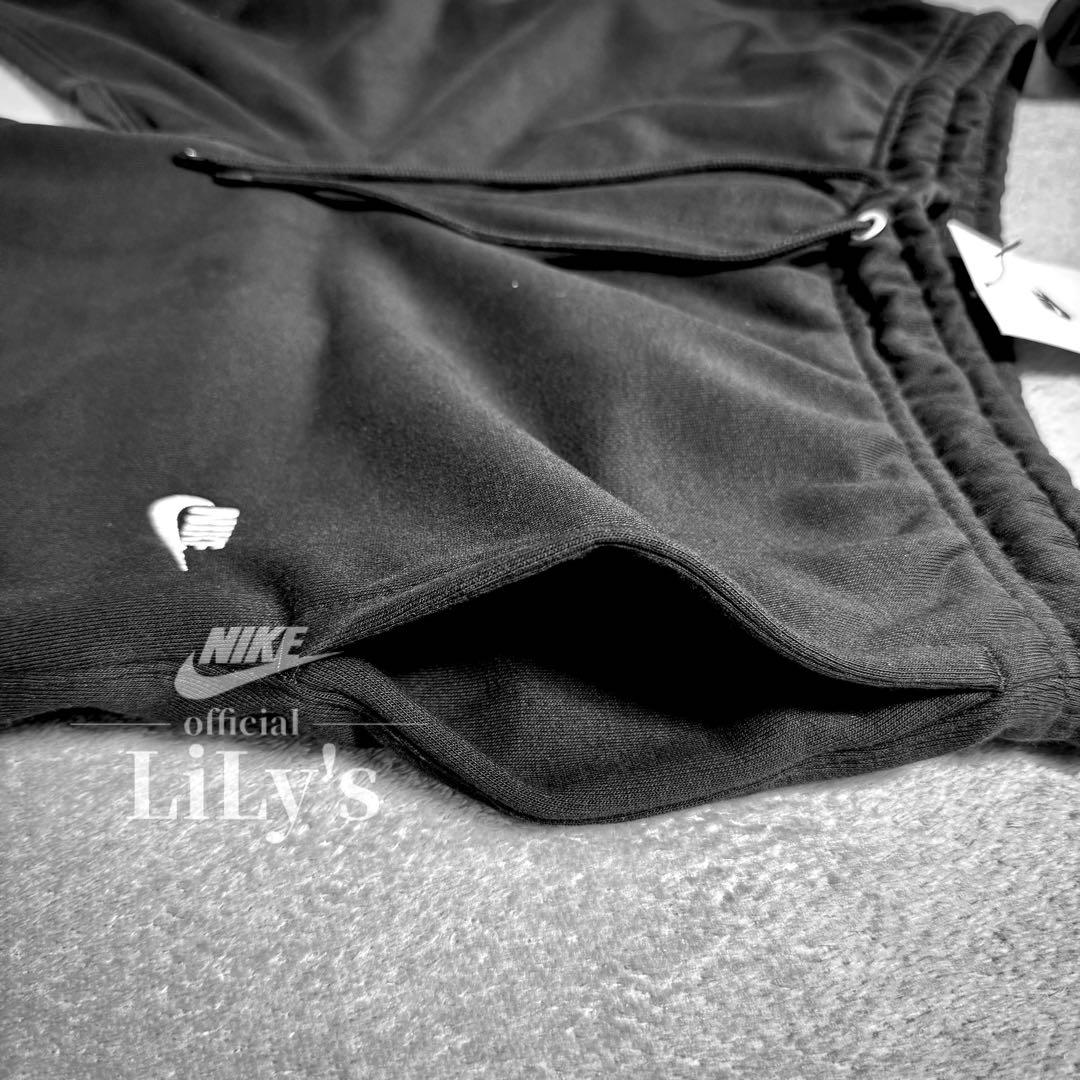 【ＸＬサイズ】NIKE上下セットアップ　定価17,380円　黒ブラック　ロゴ刺繍