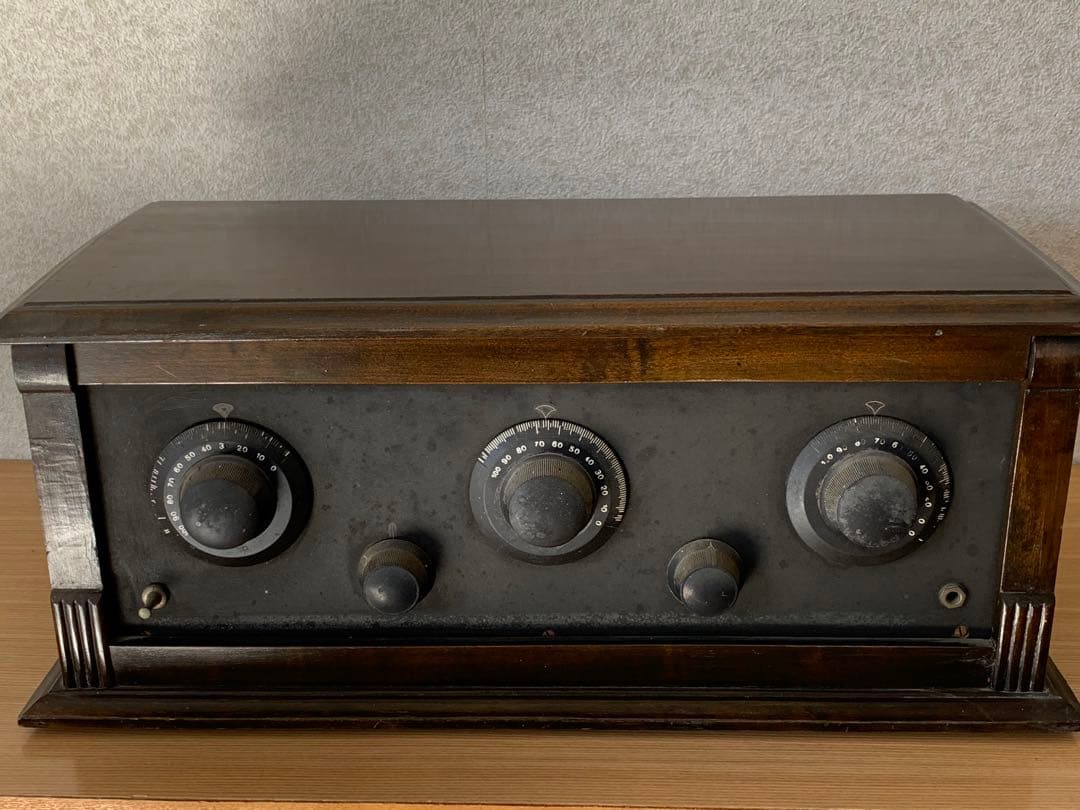 ニュートロダイン　ラジオ　アンティークラジオ　真空管ラジオ