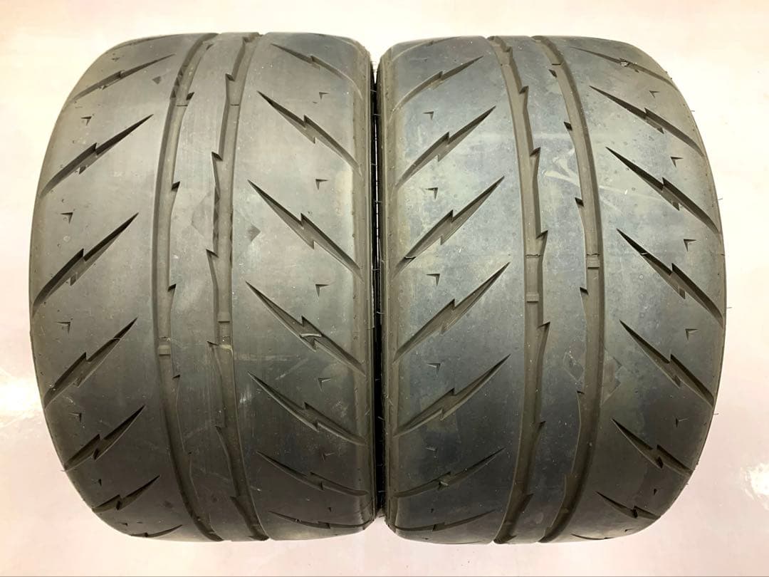 18インチ　295/30R18 シバタイヤ　ドリフト　R23 ほぼ新品です　2本