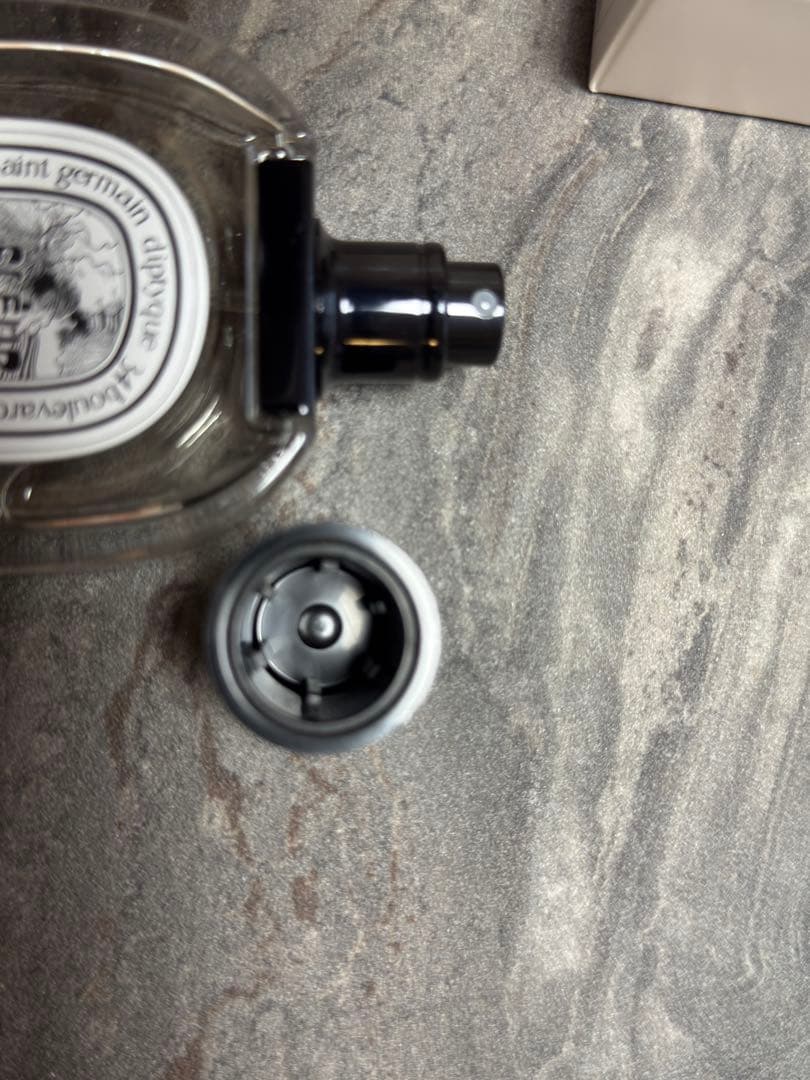 diptyque Fleur de Peau 香水