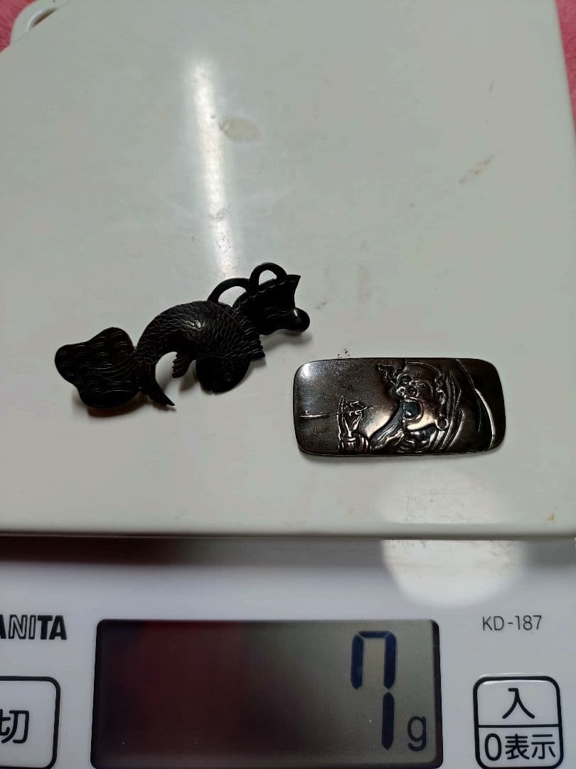 金属工芸　達磨　鯛　銀製　四分一銀　銅製 彫刻 アンティーク 工芸品