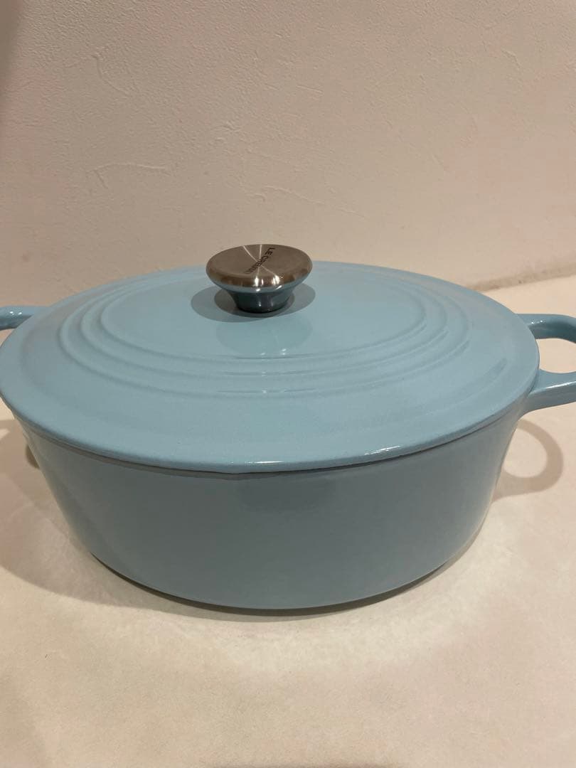 Le Creuset ル・クルーゼ　可愛いライトブルー 25cm 鍋　美品