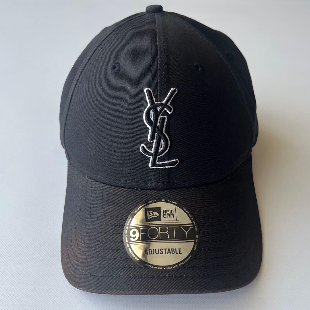 SAINT LAURENT × NEWERA 9FORTY キャップ