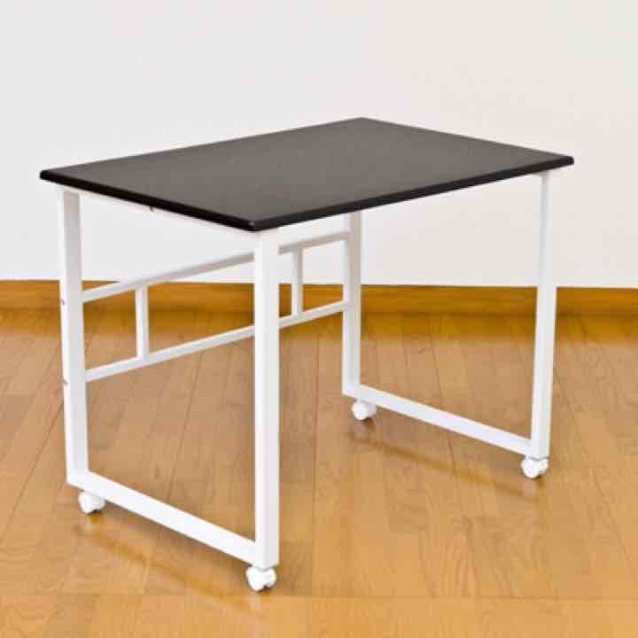 移動も楽々！ハイグロスデスク90×60