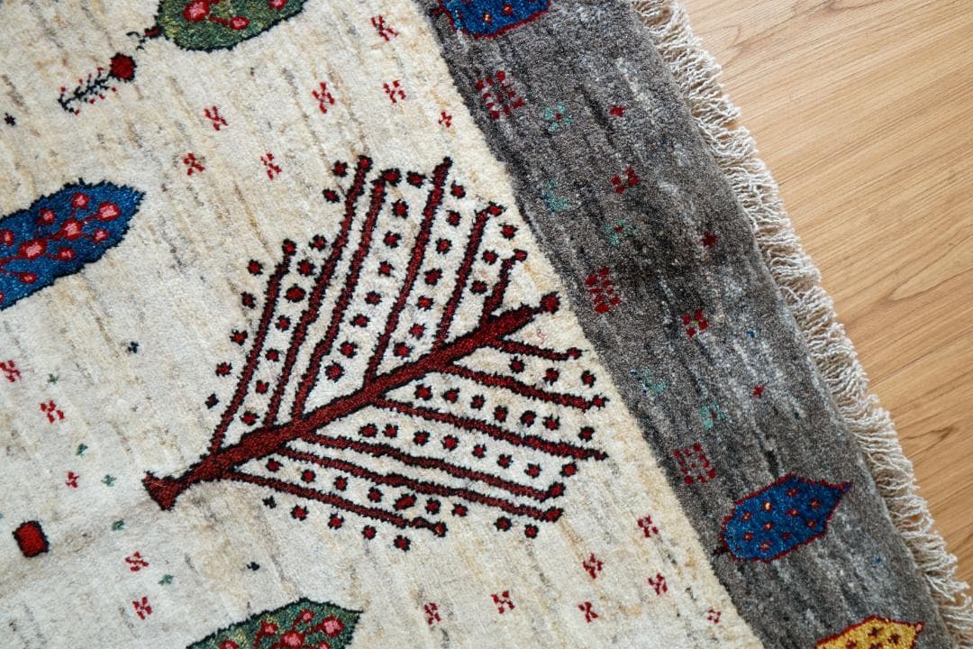 ペルシャ絨毯 手織りギャッベ アマレ族 ギャベ