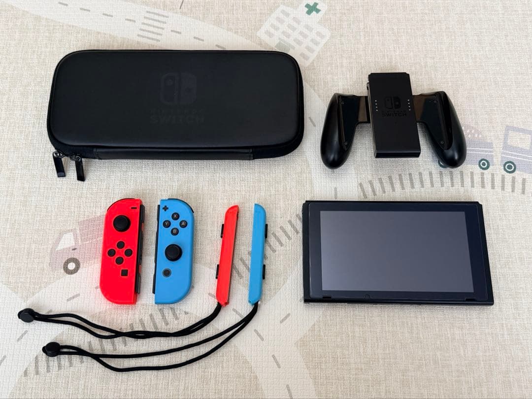 switch1 本体　ケース付き