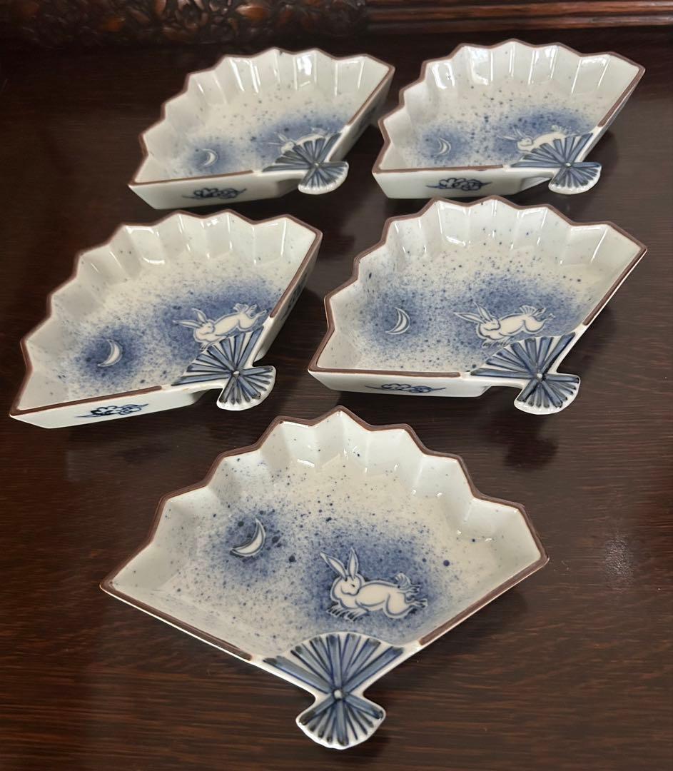 九谷焼　上出長右衛門窯　吹墨兎文 扇型　向付　小鉢　5個　②
