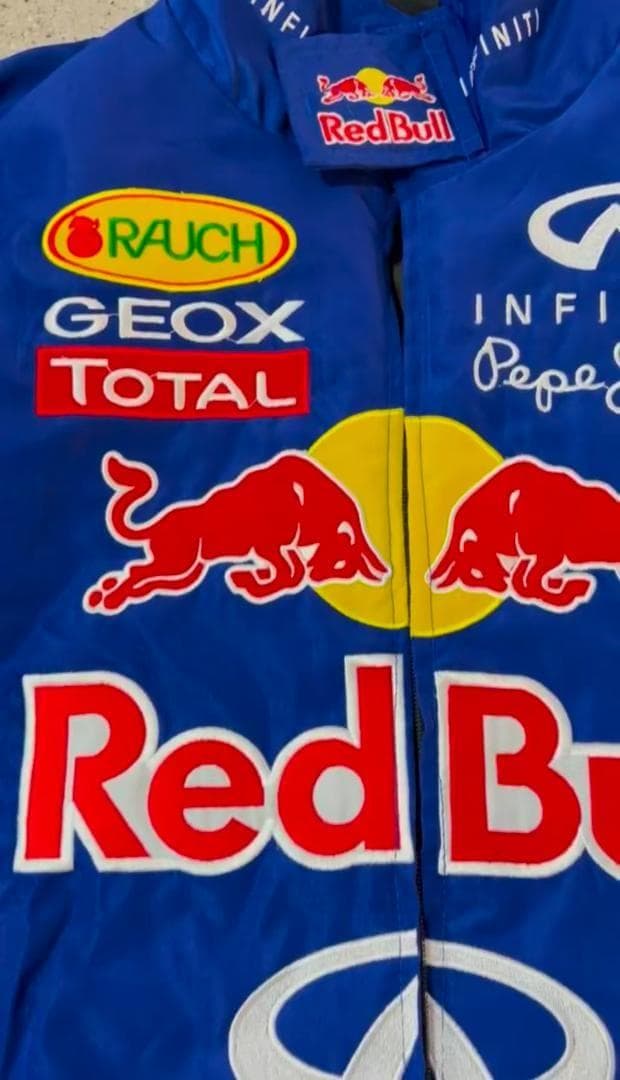 新品 RED BULL INFINITI 刺繍中綿 F1レーシングジャケットB7