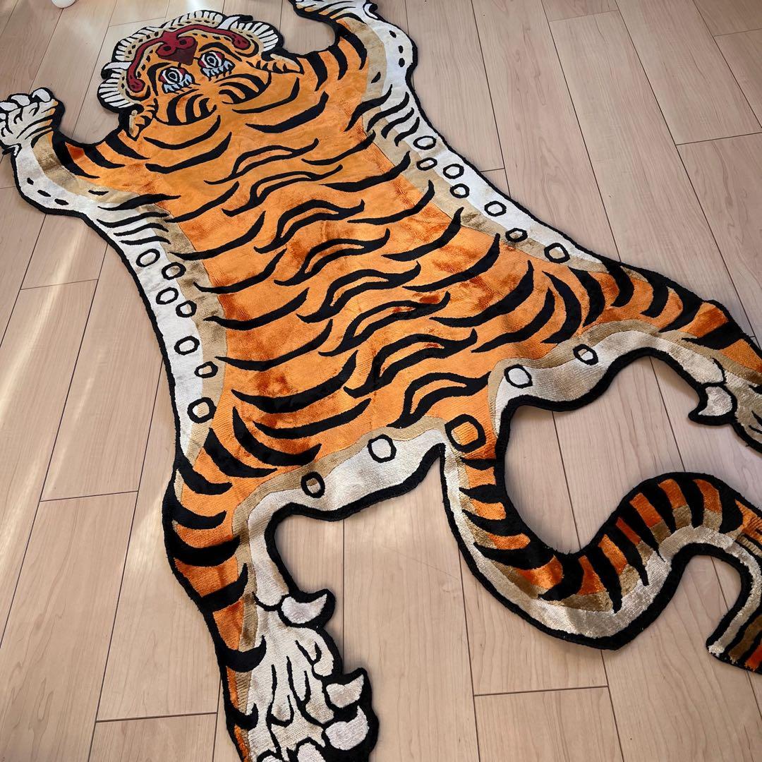 ビッグサイズ チベタンタイガーラグ約190cm×90cmシルク100%