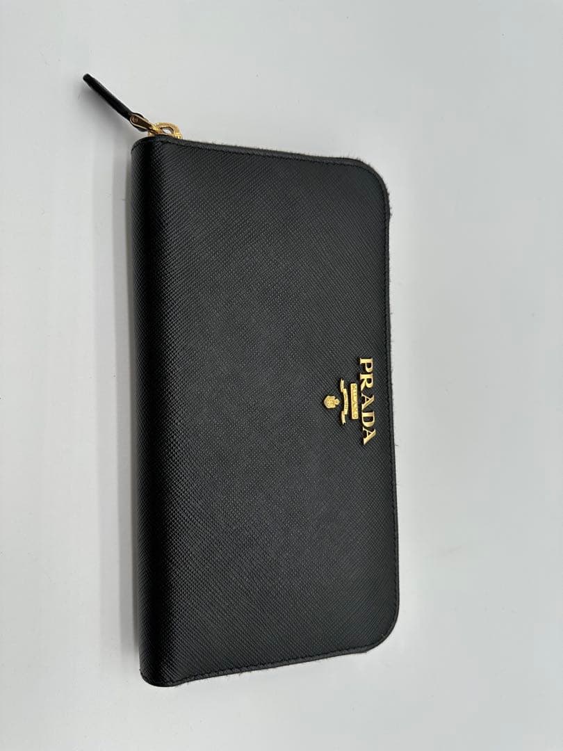 激安！超美品　PRADA ブラック 長財布 サフィアーノレザー