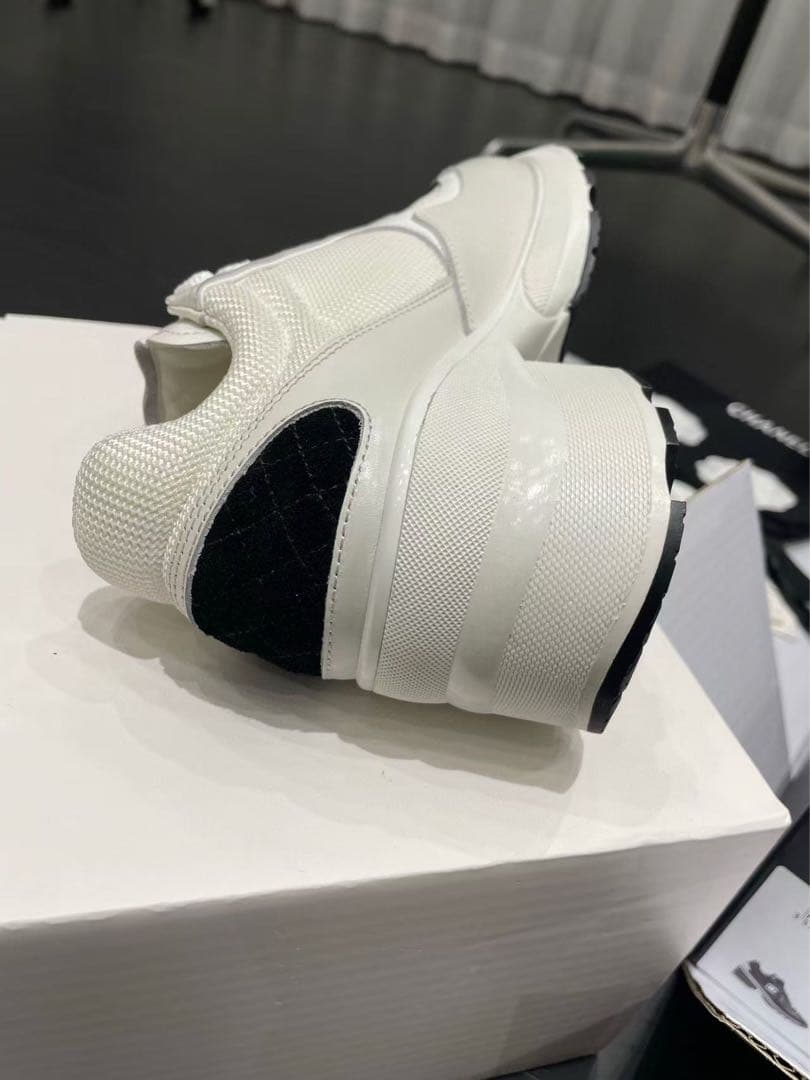 CHANEL 厚底スニーカー ホワイト/ブラック