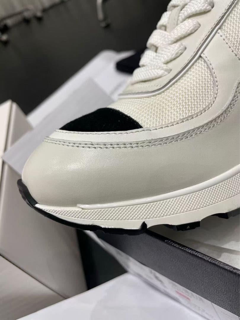 CHANEL 厚底スニーカー ホワイト/ブラック