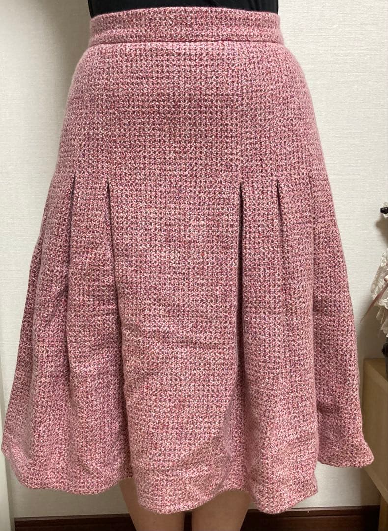 シャネルピンク フレアスカート 前面プリーツ40