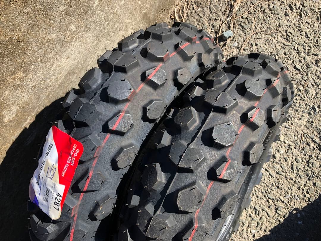 デューロ　130-90-10 未使用タイヤ2本