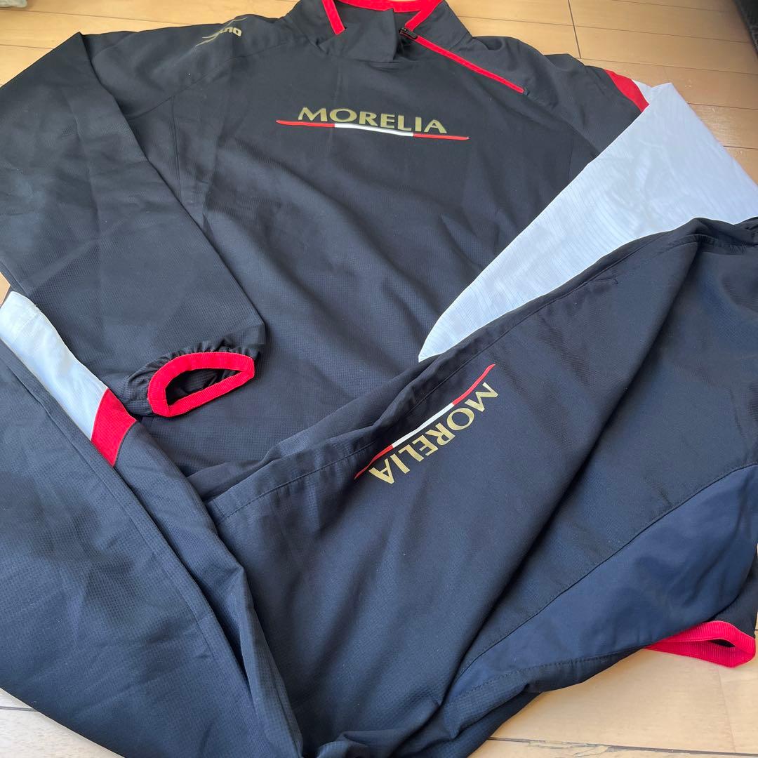 美品 mizuno MORELIA ミズノ モレリア セットアップ　サイズO