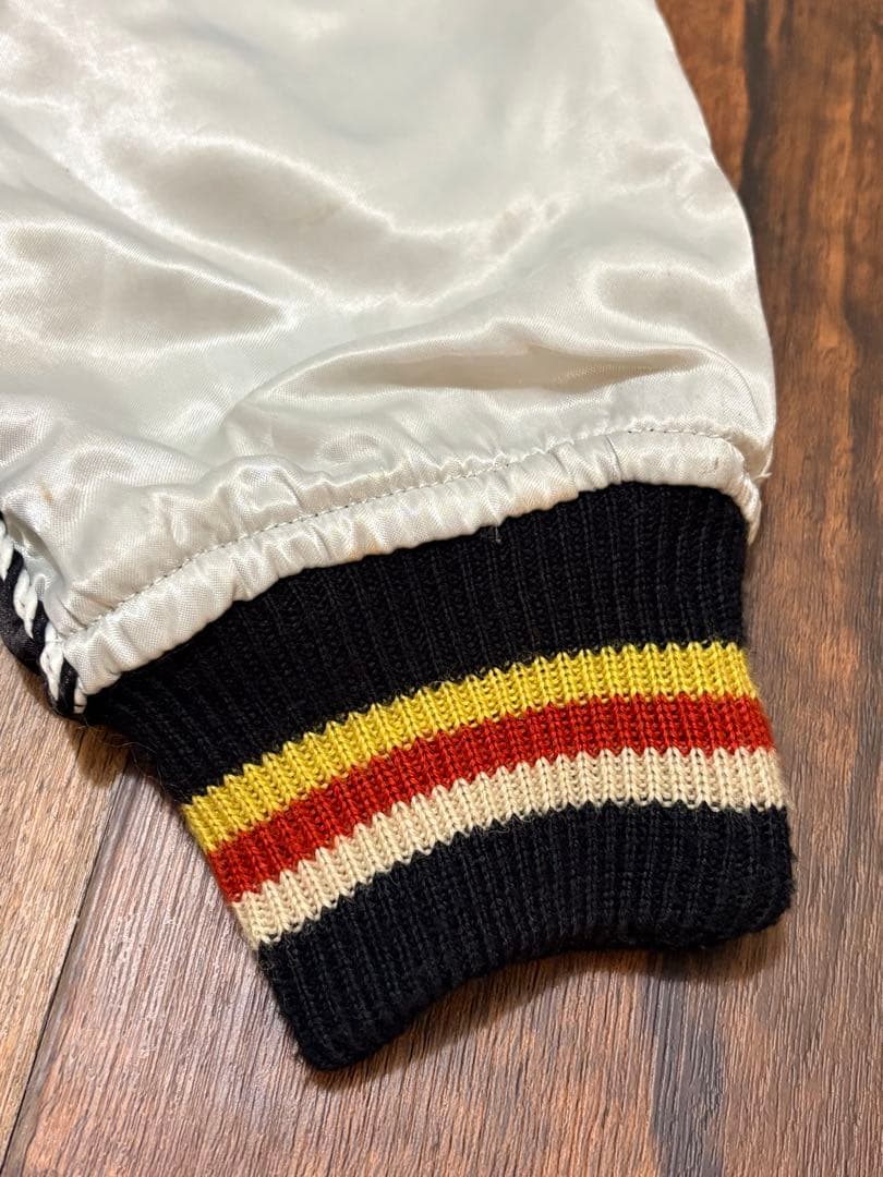 ⭐︎Mサイズ⭐︎ポケモンスカジャン レックウザ pokemon time中古/古着