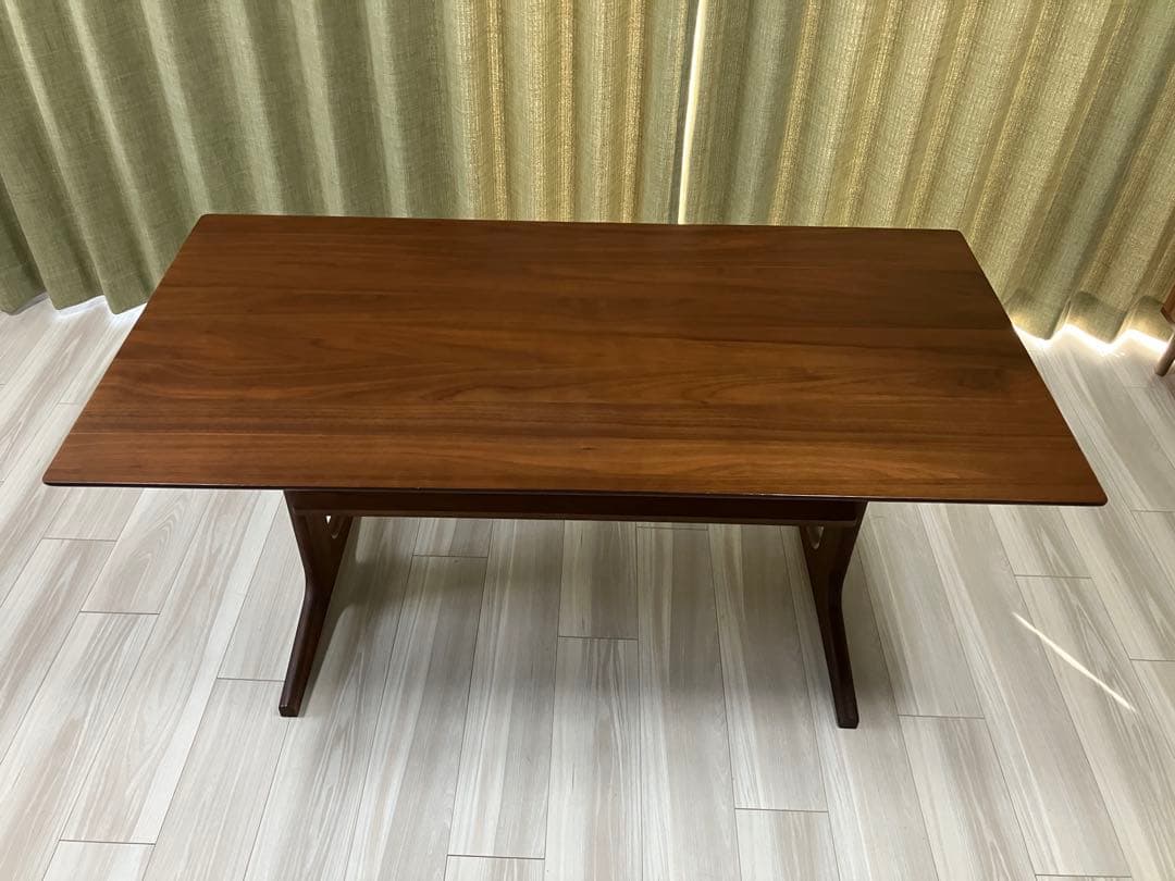 ダークブラウン 木製 ダイニングテーブル