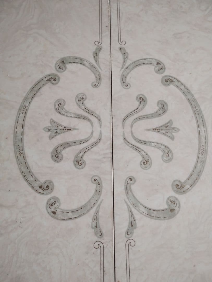 イタリア　フルジーニ社　アンティーク　ダイニングテーブル