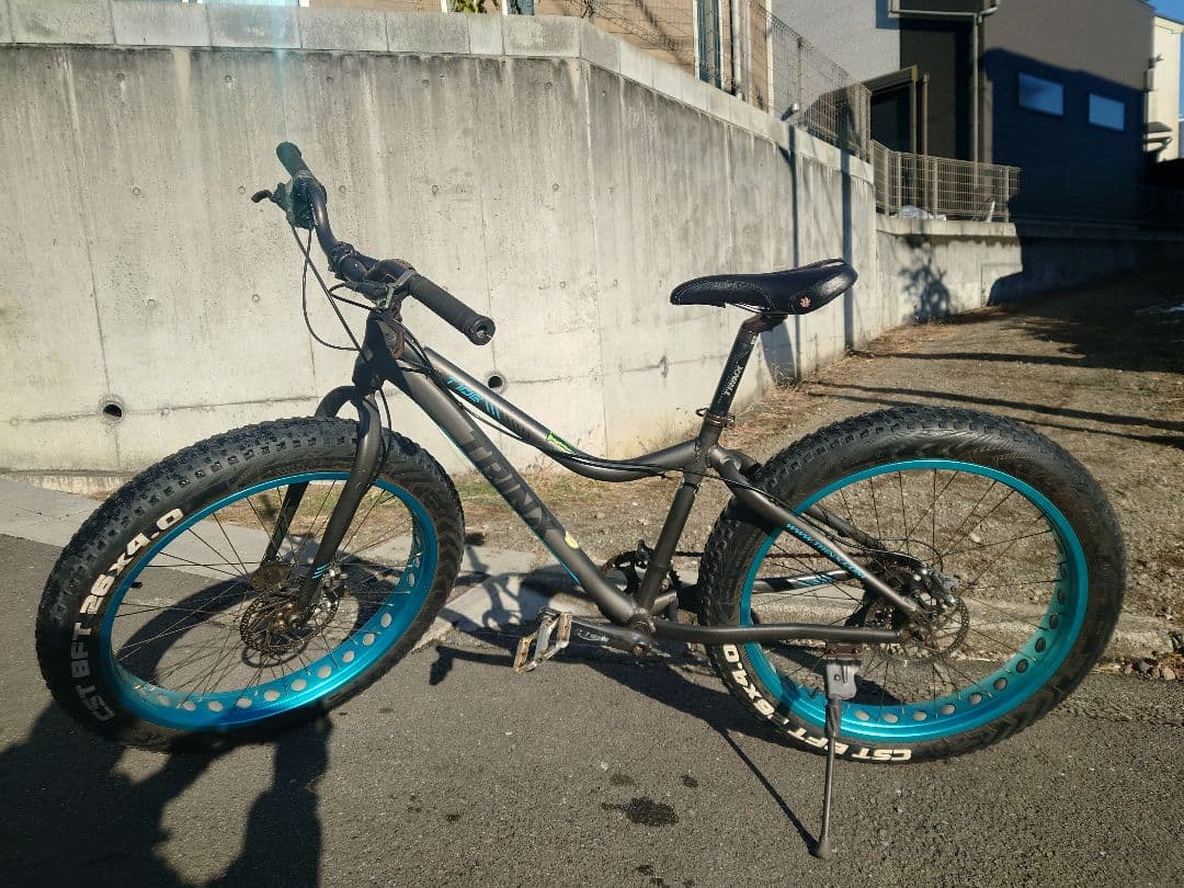 (引取り又はお届けご相談)トリンクス ファットバイク26インチ油圧ブレーキ