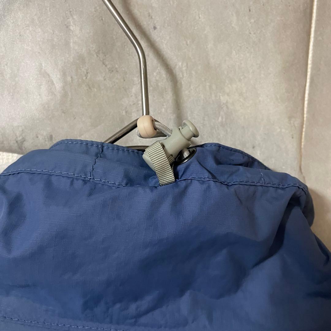 Burtonバートンスキーウェアスノーボードジャケット紺ネイビー青ブルー刺繍ロゴ