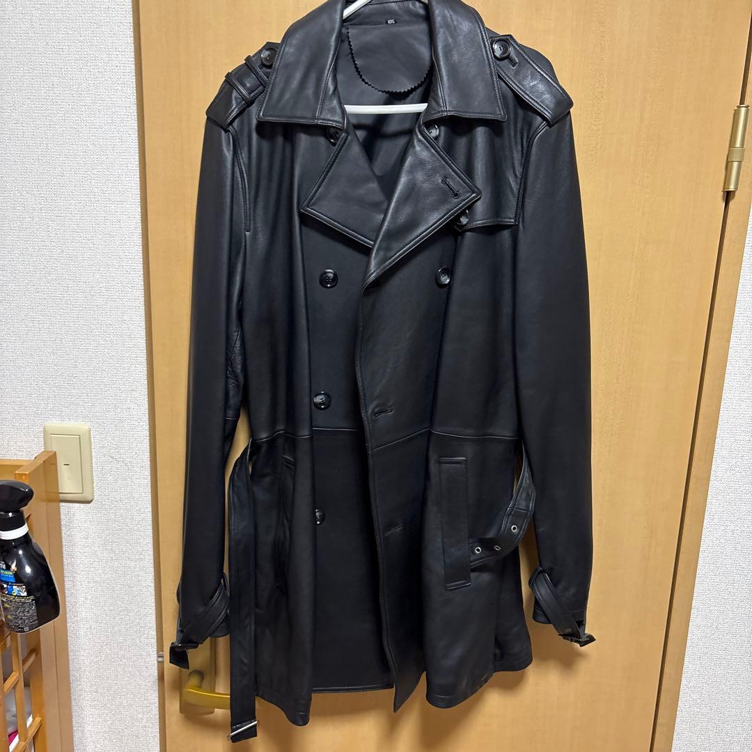 ［美品］ブラック　革製コート