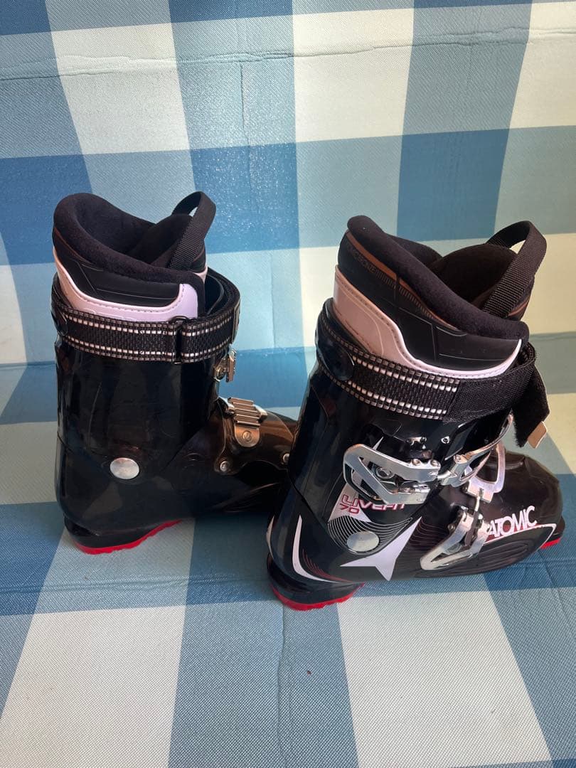 ATOMIC アトミックスキー ブーツ LIVE FIT70/26-26.5cm